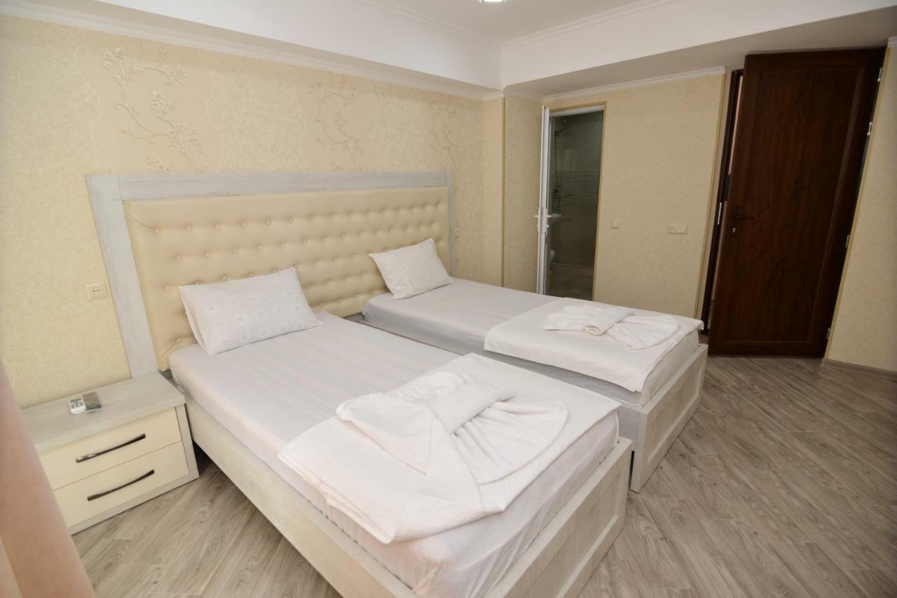 Our House Kutaisi Hotel Exterior photo
